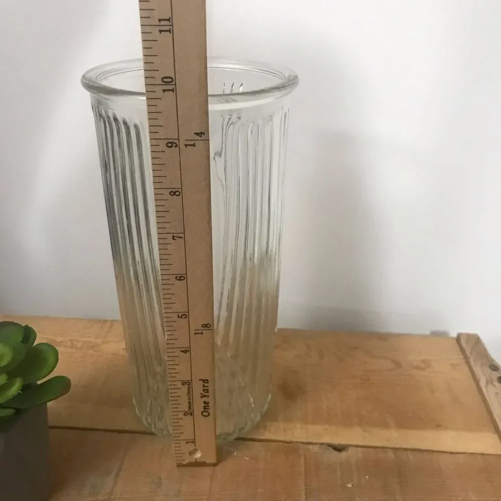 Vintage Hoosier Clear Glass Ribbed Vase 4080-A 31‎